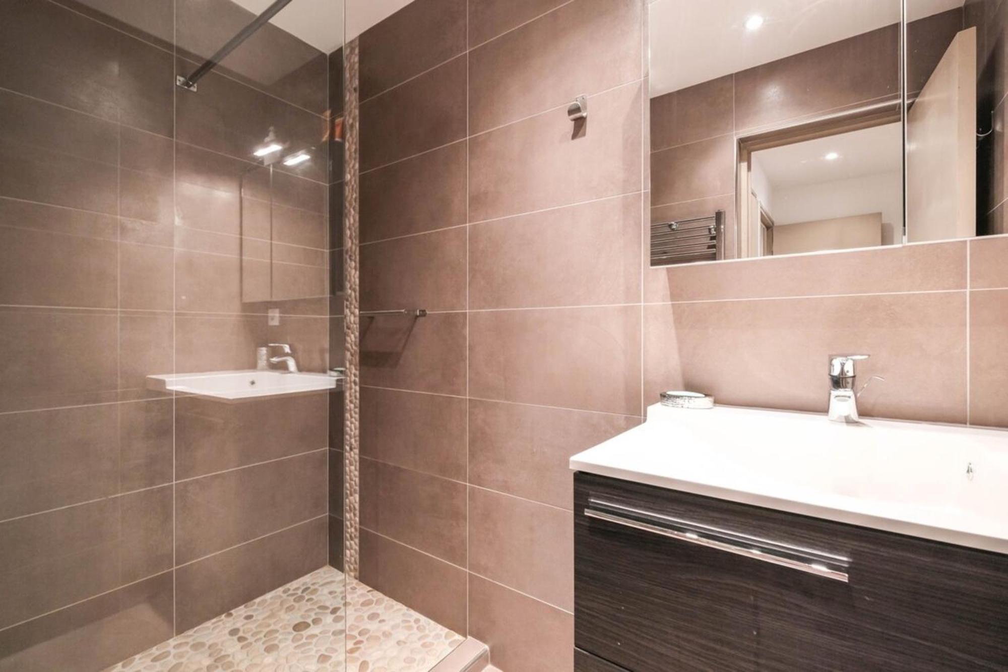 Wdf Two Bedrooms In The Heart Of Cannes!! Cannes