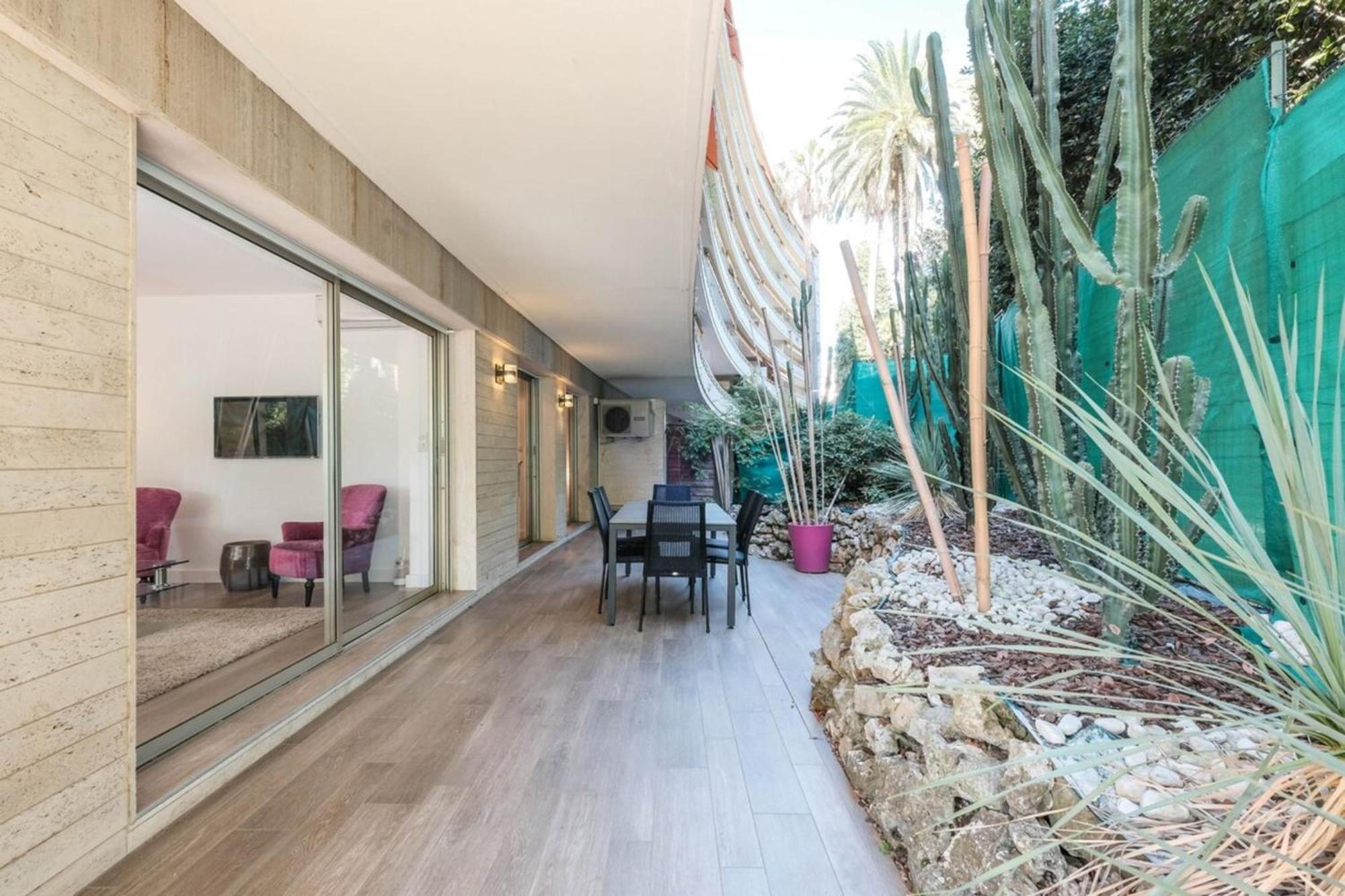Wdf Two Bedrooms In The Heart Of Cannes!! Appartement
